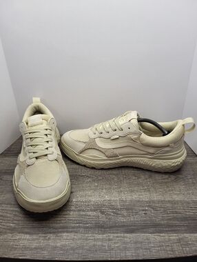 VANS UltraRange Neo VR3 Men's Size 13 Shoes Sneakers Tan Cream Beige New